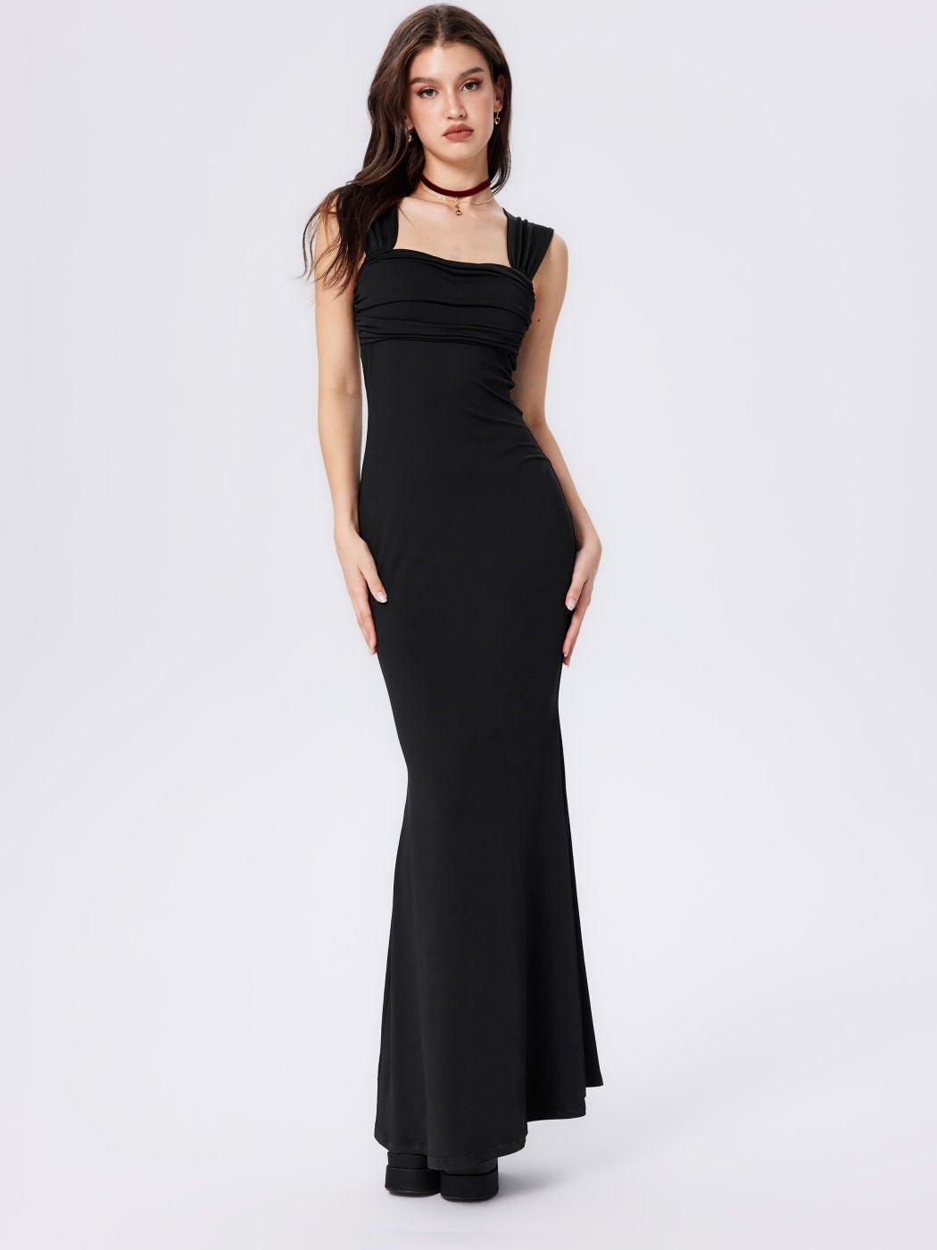 The Fierce Elegance | Solid Color Square-Neck Sleeveless Fishtail Maxi Dress