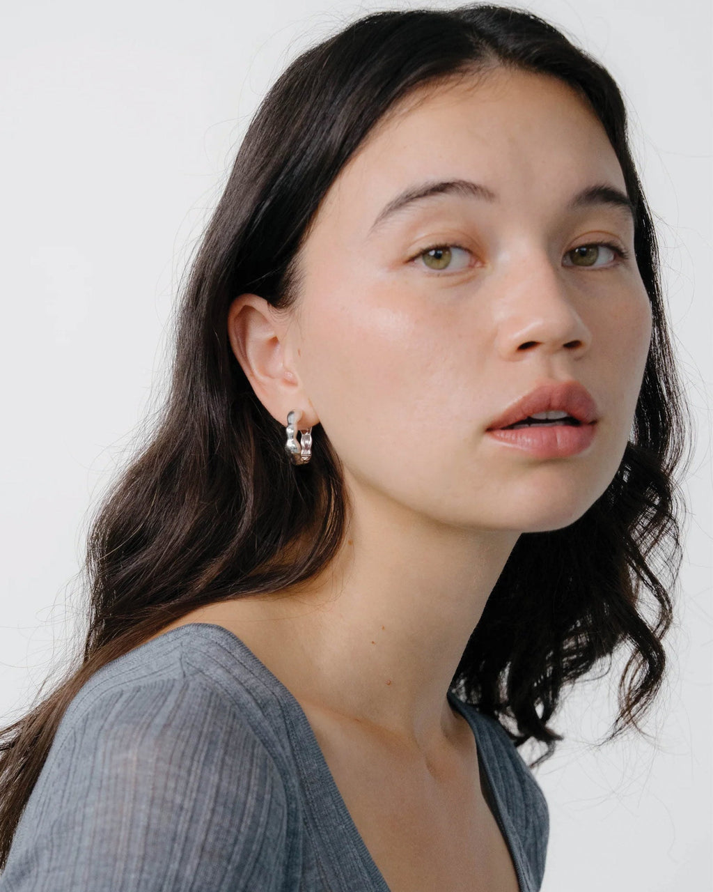 Lara Hoops | Medium