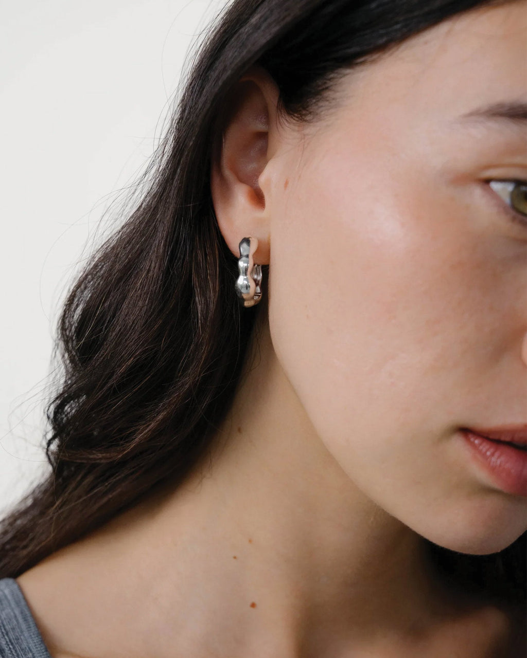 Lara Hoops | Medium