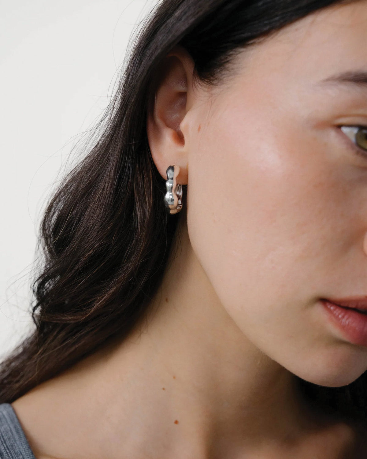 Lara Hoops | Medium