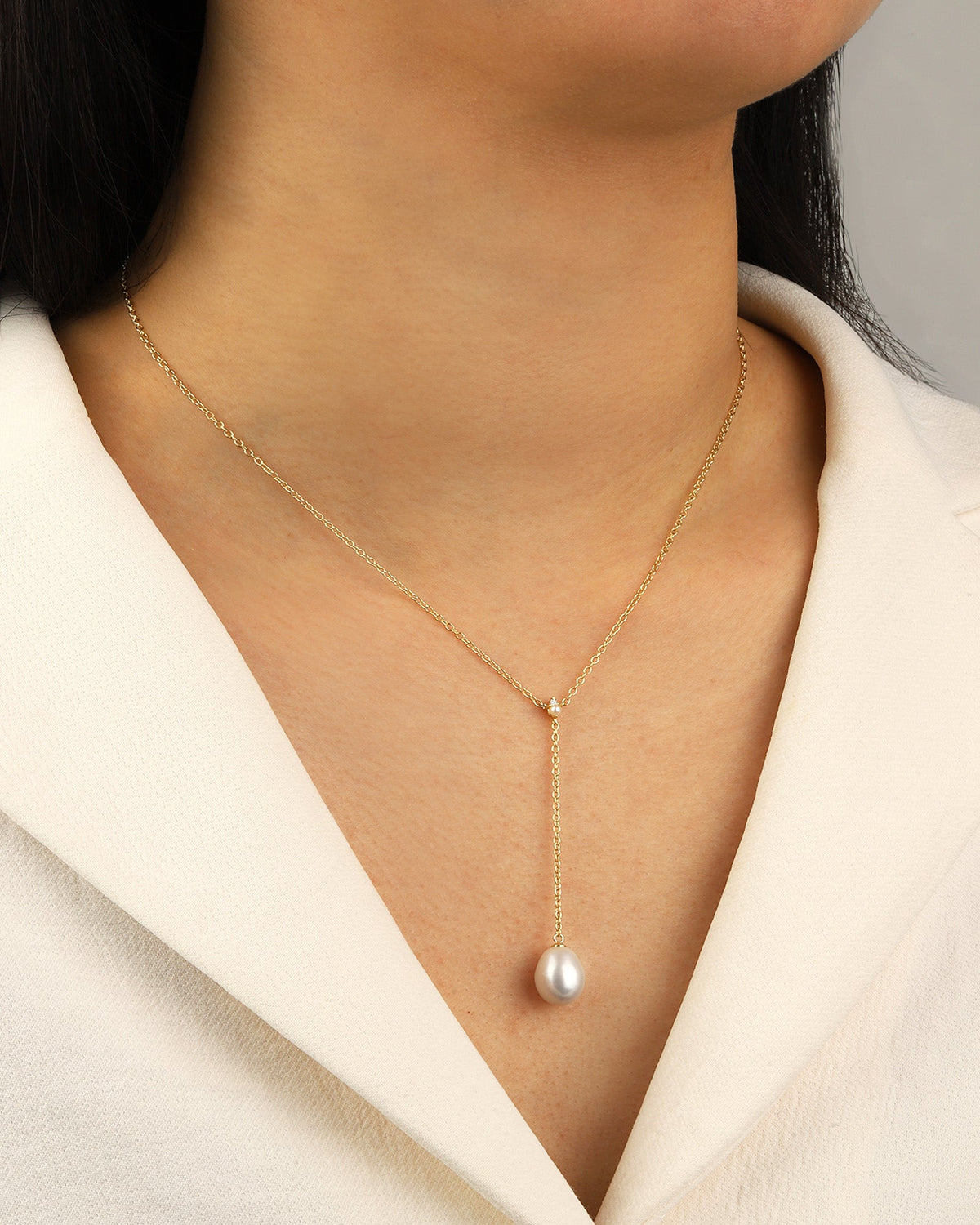 Pearl Y Necklace