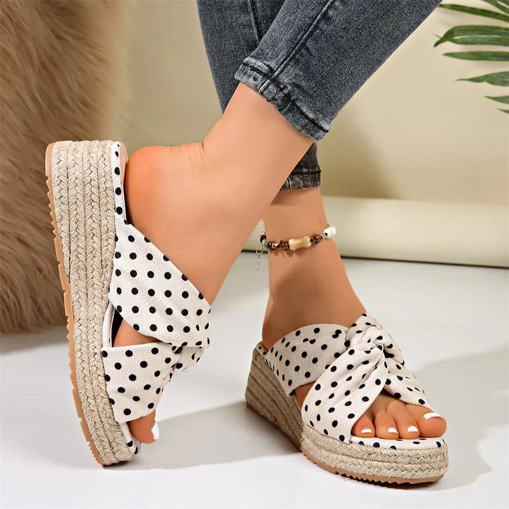 Women's Boho-Style Straw Platform Sandals with Polka Dots