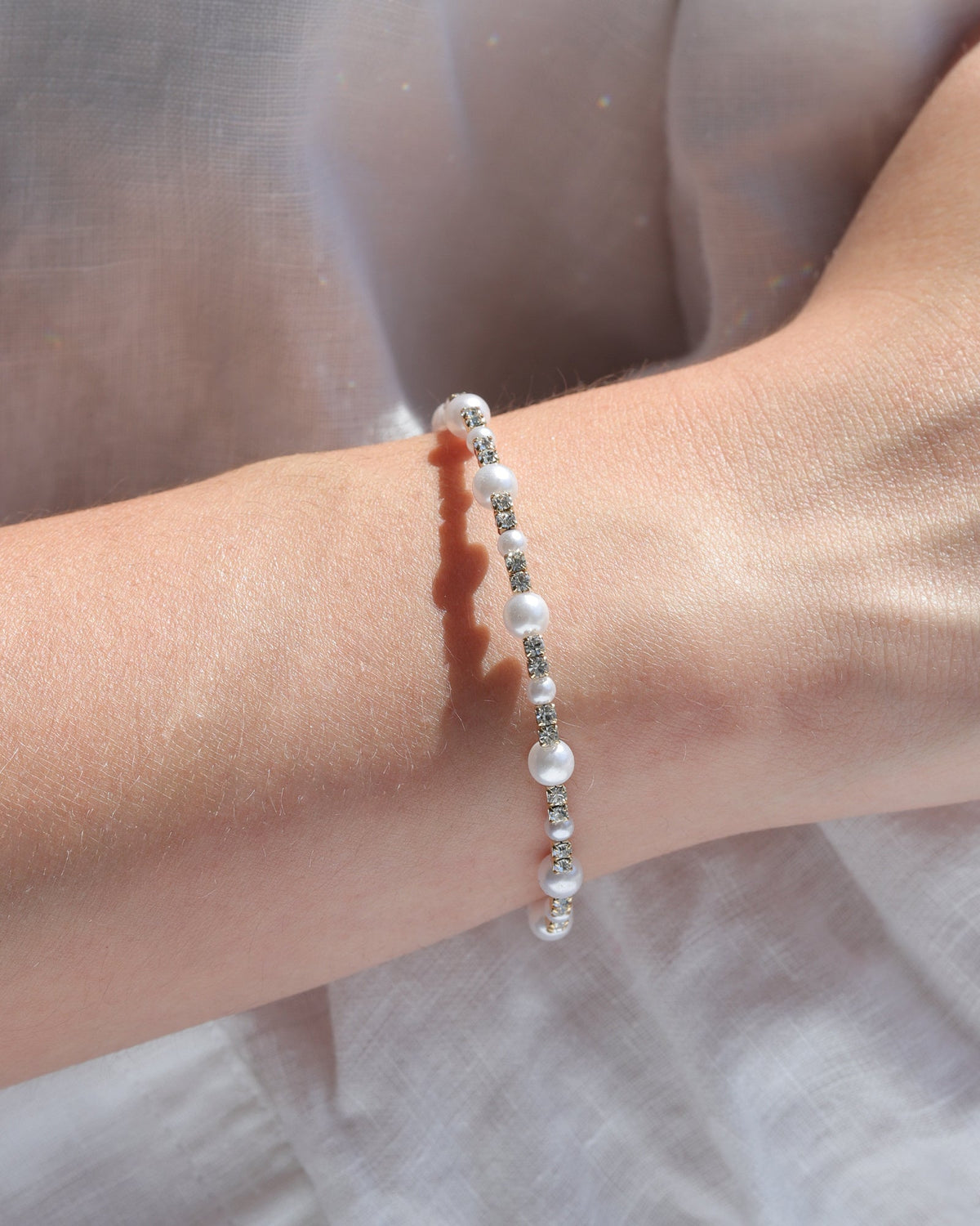 1 Row Mixed Pearl Crystal Coil Cuff