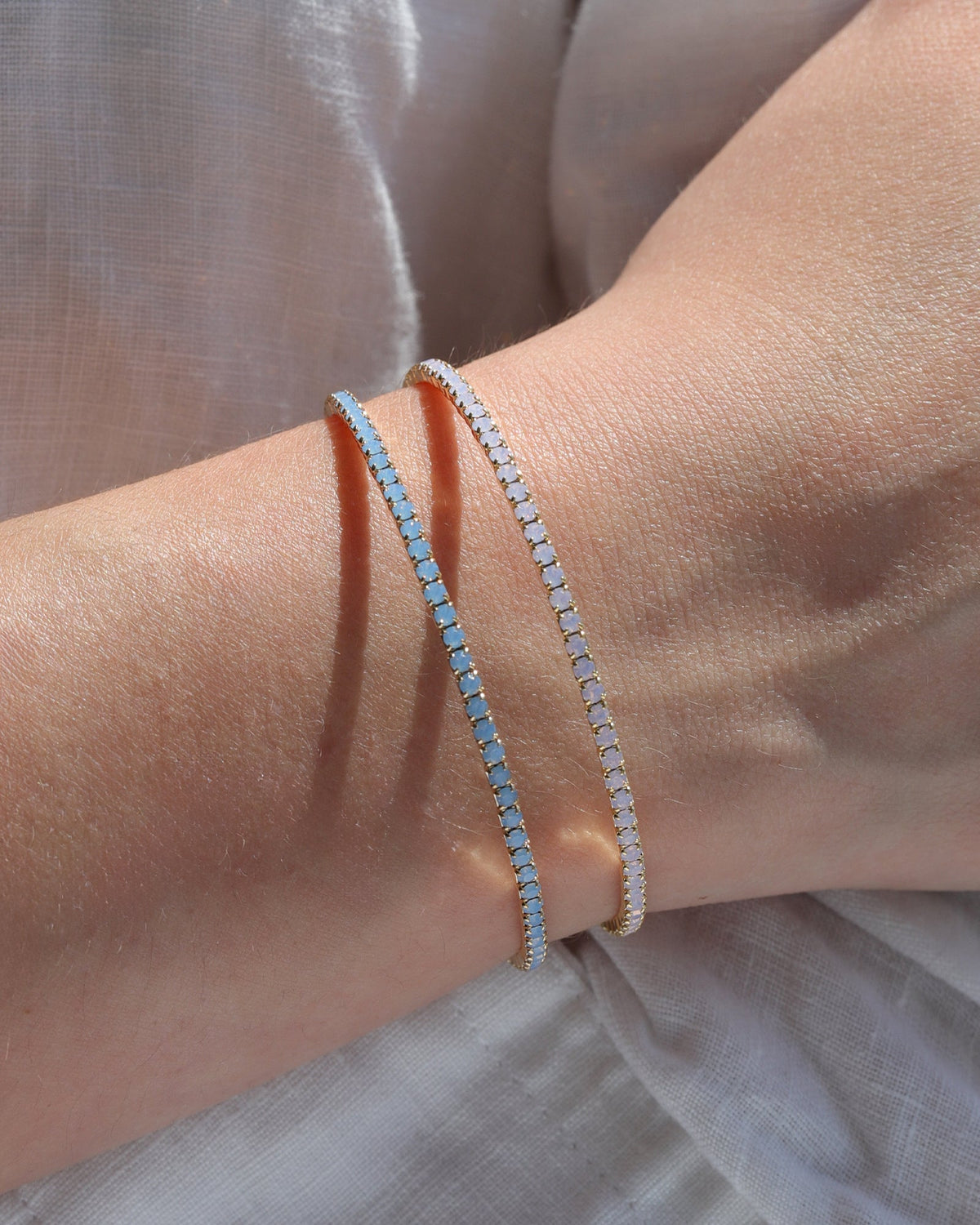 1 Coil Crystal Cuff
