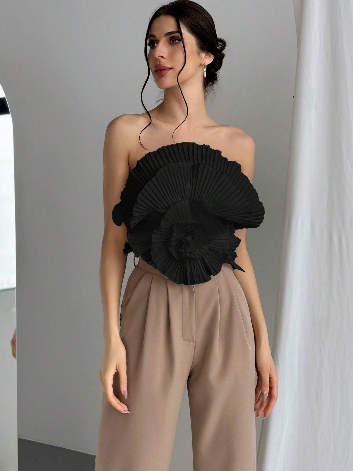 Aloruh Floral Pleated Bandeau