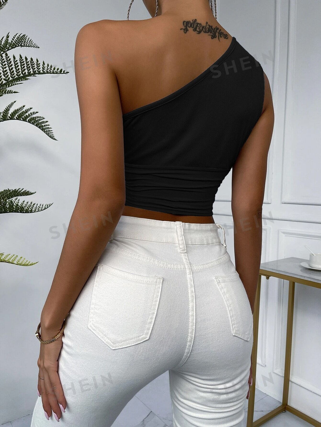 BAE TOP OMBRO SÓ FEMININO