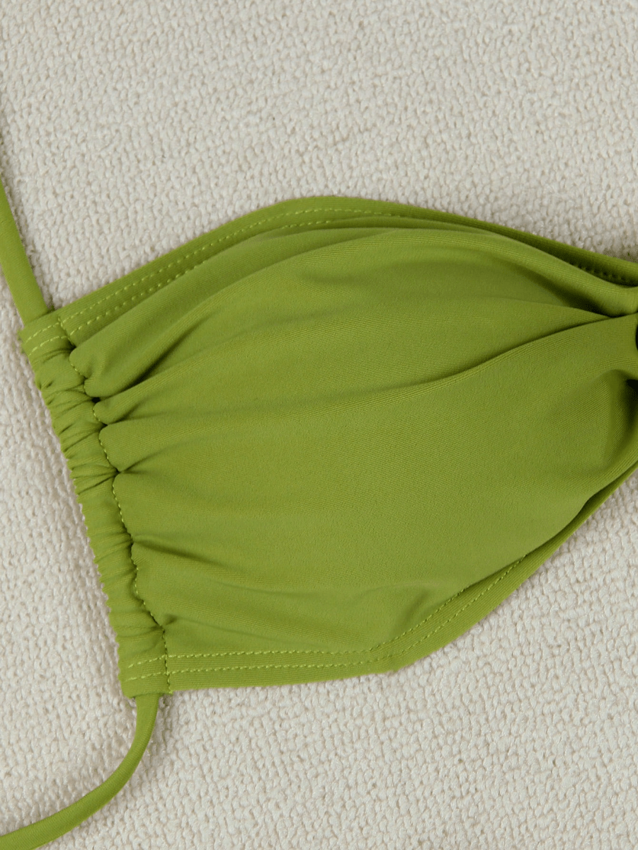 Concha Bikini – Strapless Top with Gold Clasp and Bows
