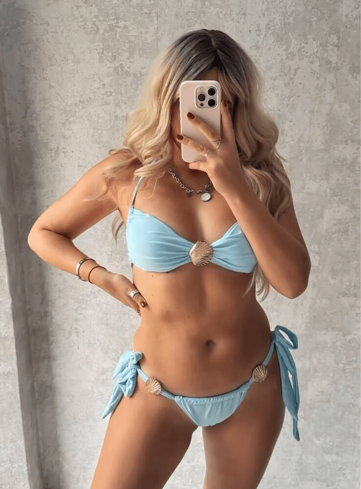 Concha Bikini – Strapless Top with Gold Clasp and Bows