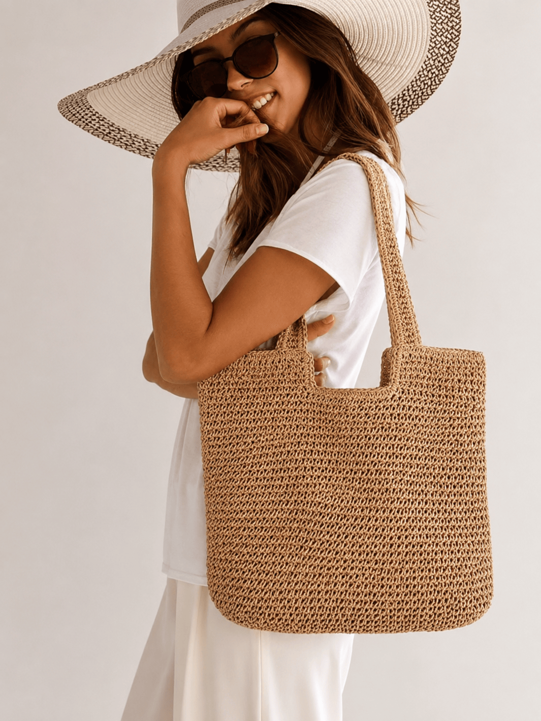 Straw shopping bag