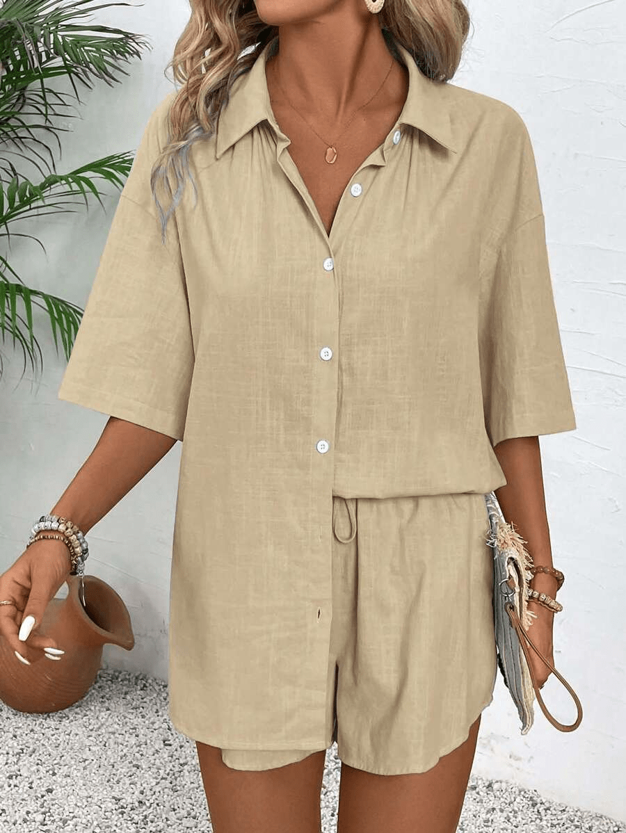 Capri Set: Short-Sleeve Blouse and Summer Shorts