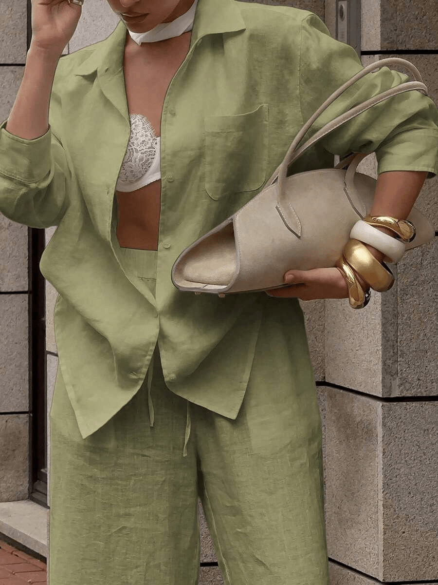 Giorgia Elegant Set – Off-the-Shoulder Blouse and Wide-Leg Pants