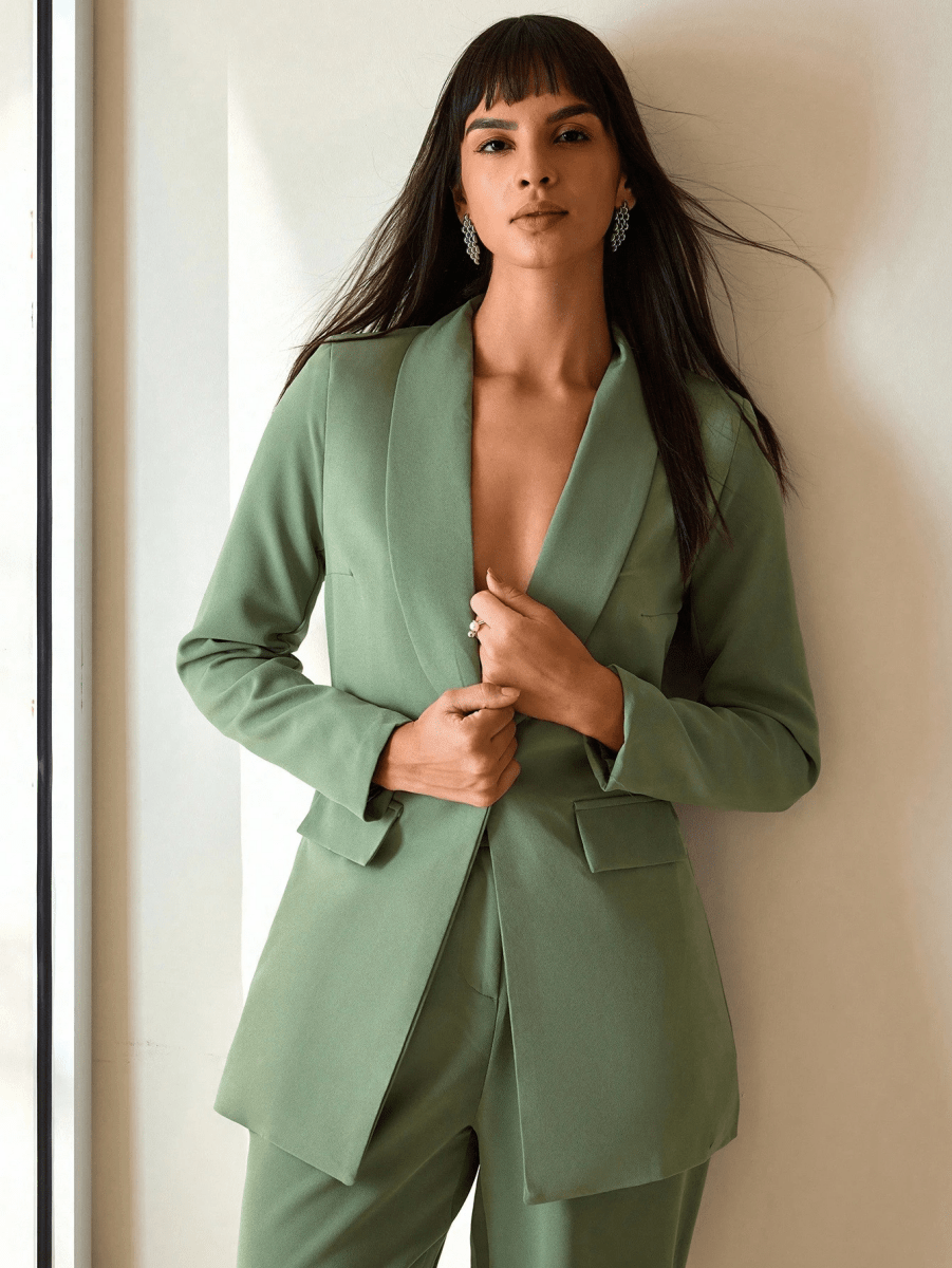Conjunto Victoria – Blazer Doble Botonadura con Pantalón Pierna Ancha