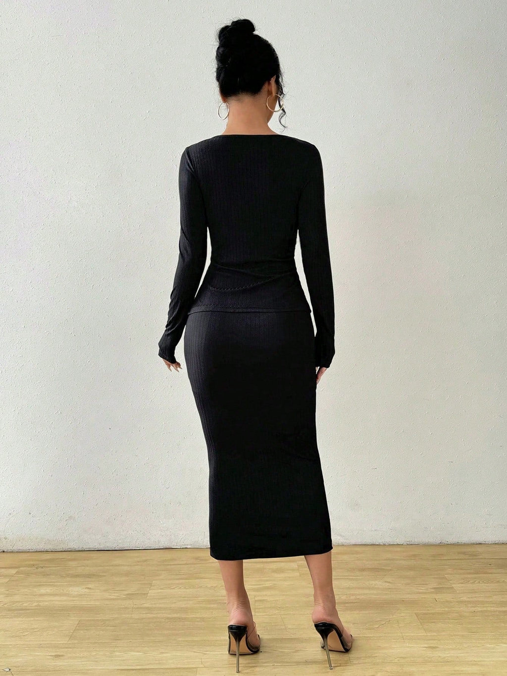 Cut Out Asymmetrical Hem Tee & Skirt