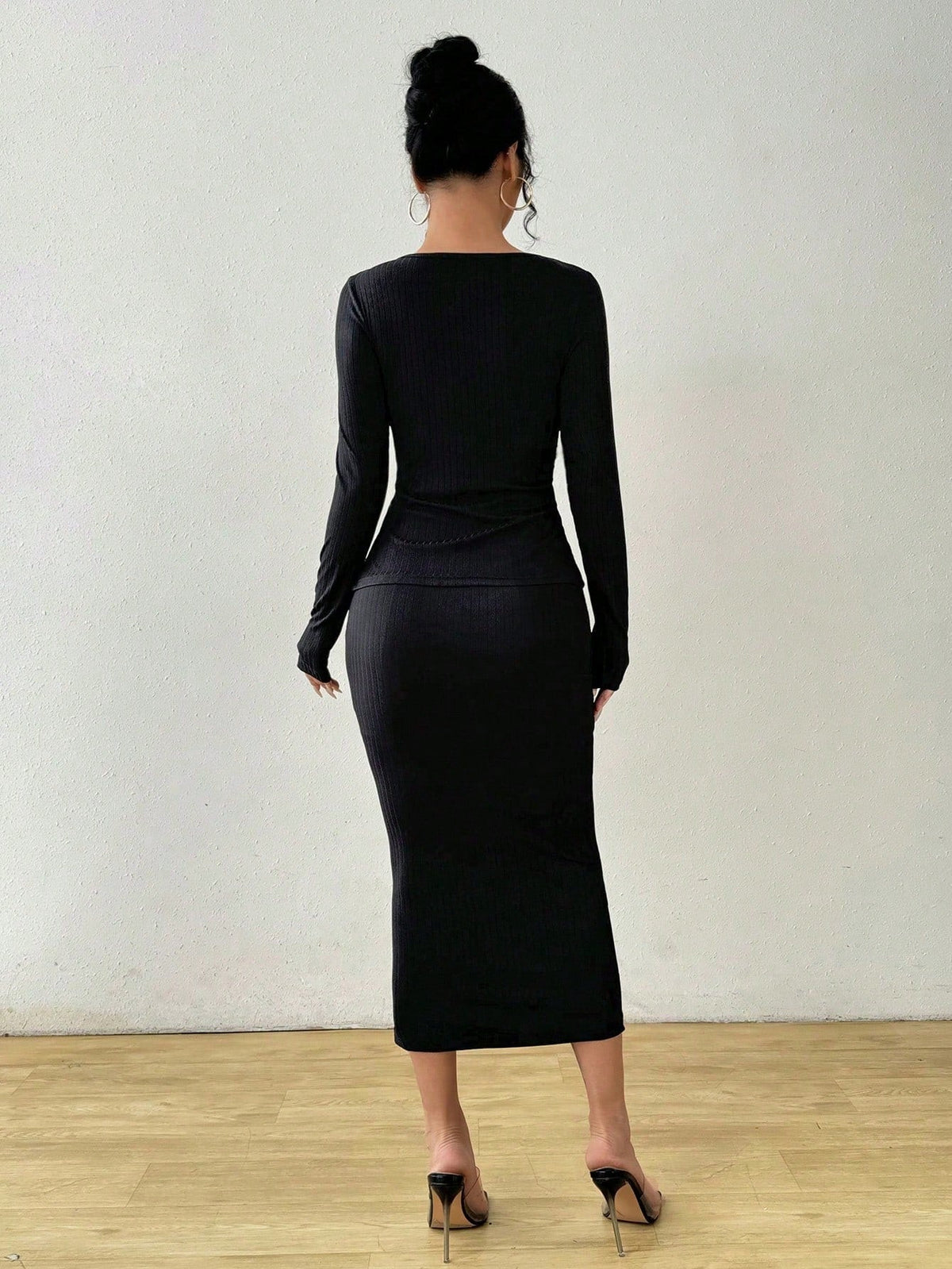 Cut Out Asymmetrical Hem Tee & Skirt