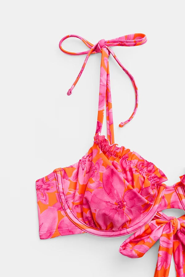 Ultra-high-cut underwire bikini bottoms