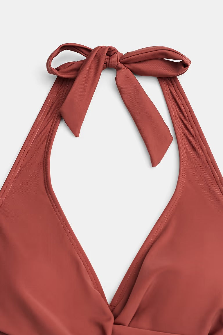 High-waisted, twisted floral bikini in brown, tummy-controlling style