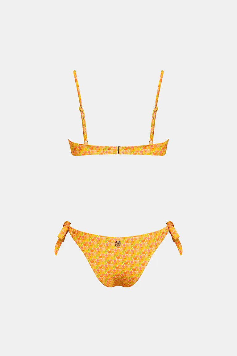 Sweetheart neck bikini and low-rise bottoms