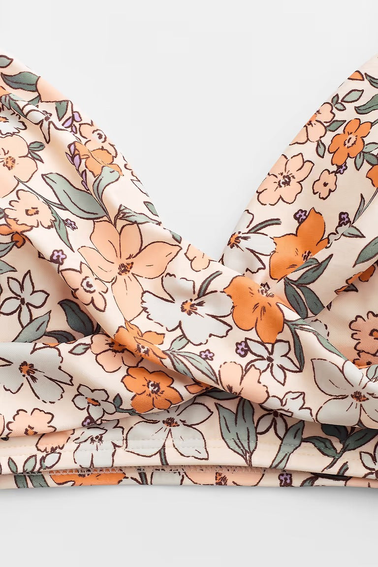 Bikini with floral twisted bralette and high spliced waist