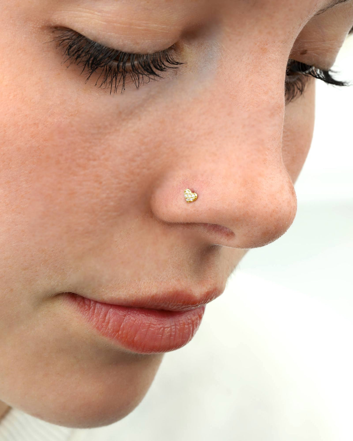 Pavé Heart Curved Nose Stud