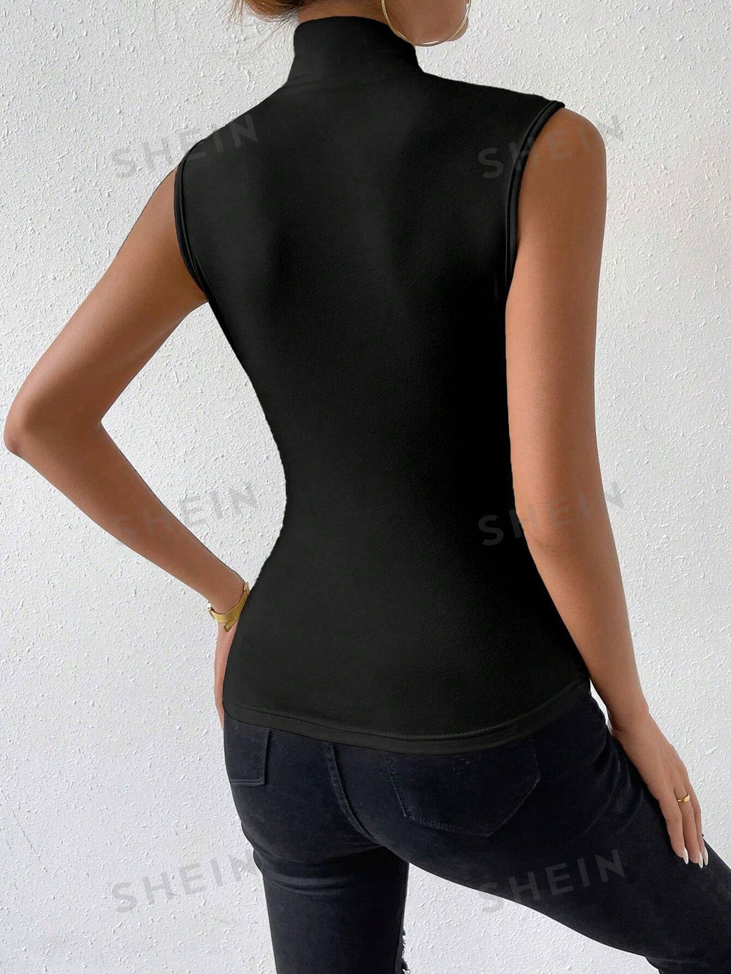 Priv√© Women's Solid Color Sleeveless Tank Top, Suitable For Summer