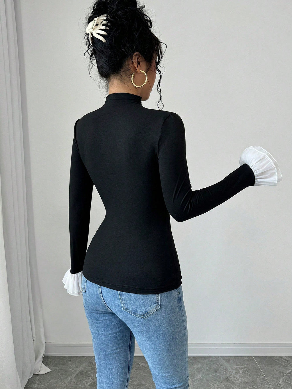 Raffin√©a Women's Spring & Autumn Mock Neck Color-Block Bell Sleeve Fitted T-Shirt