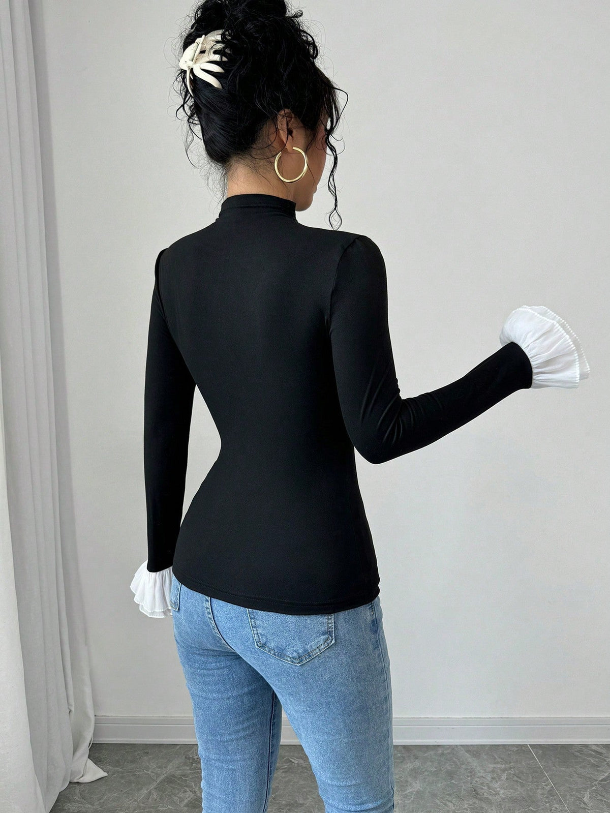 Raffin√©a Women's Spring & Autumn Mock Neck Color-Block Bell Sleeve Fitted T-Shirt