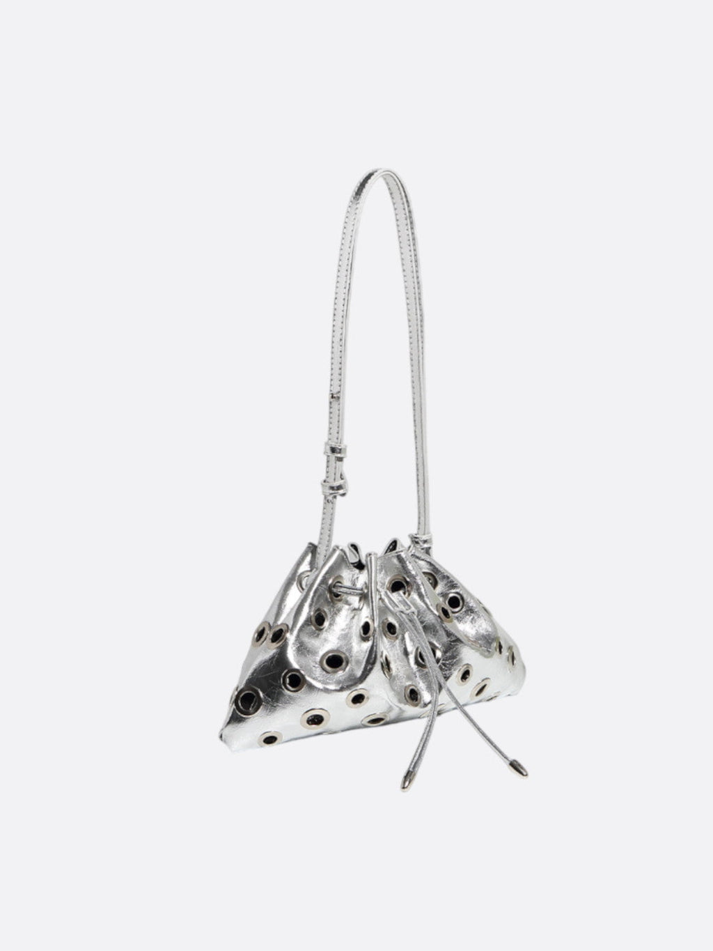 Leather bag with eyelet