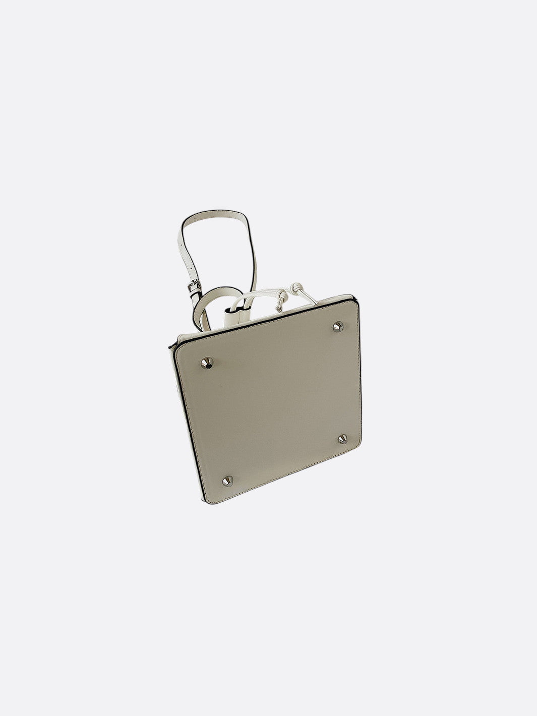Pyramid bag