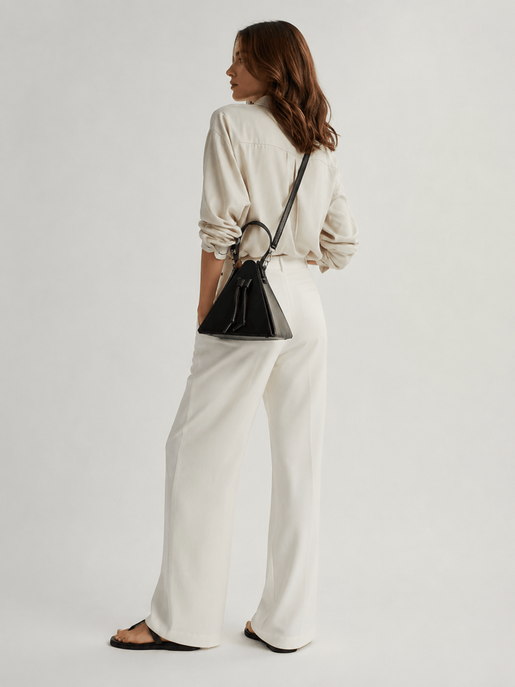 Pyramid bag