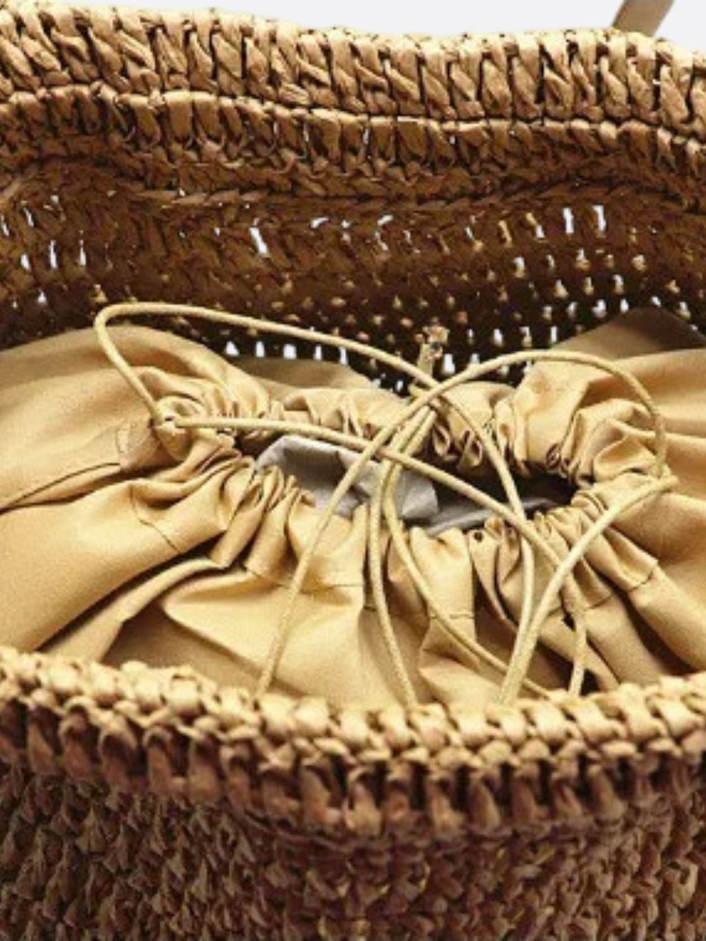 Soft straw bag