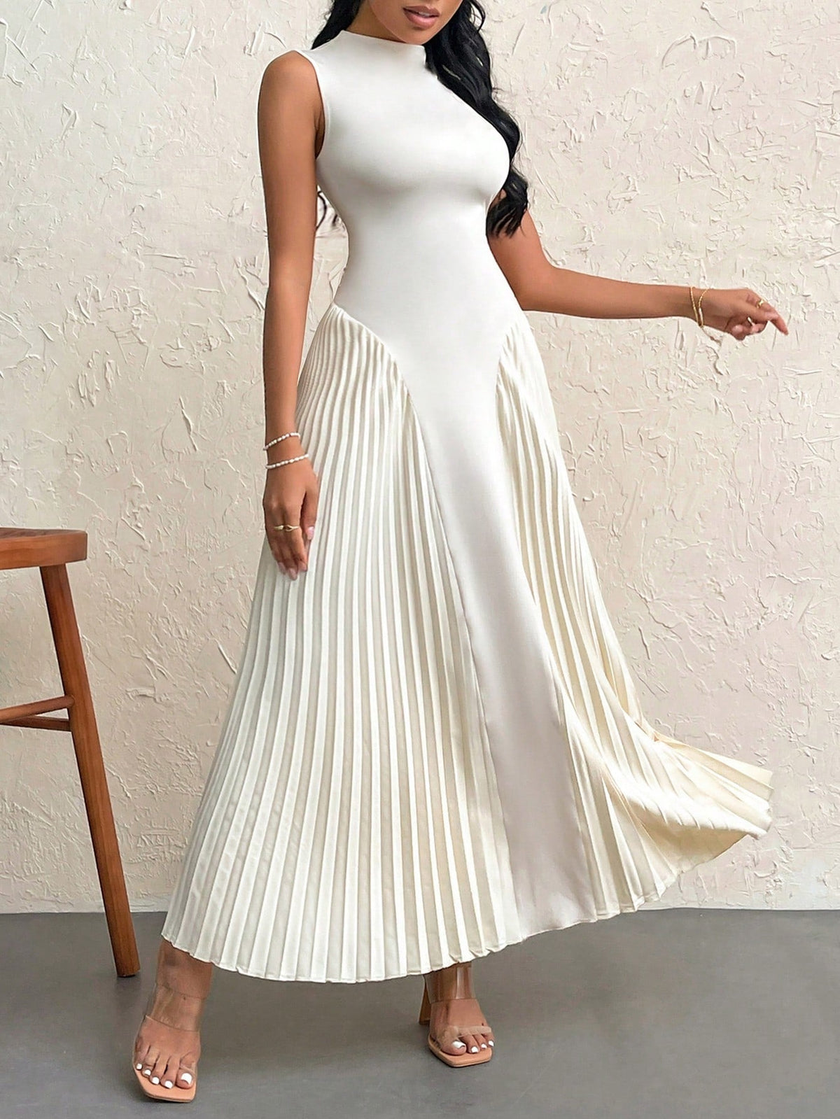 Women Elegant Pleated Tight-Fitting A-Line Dress