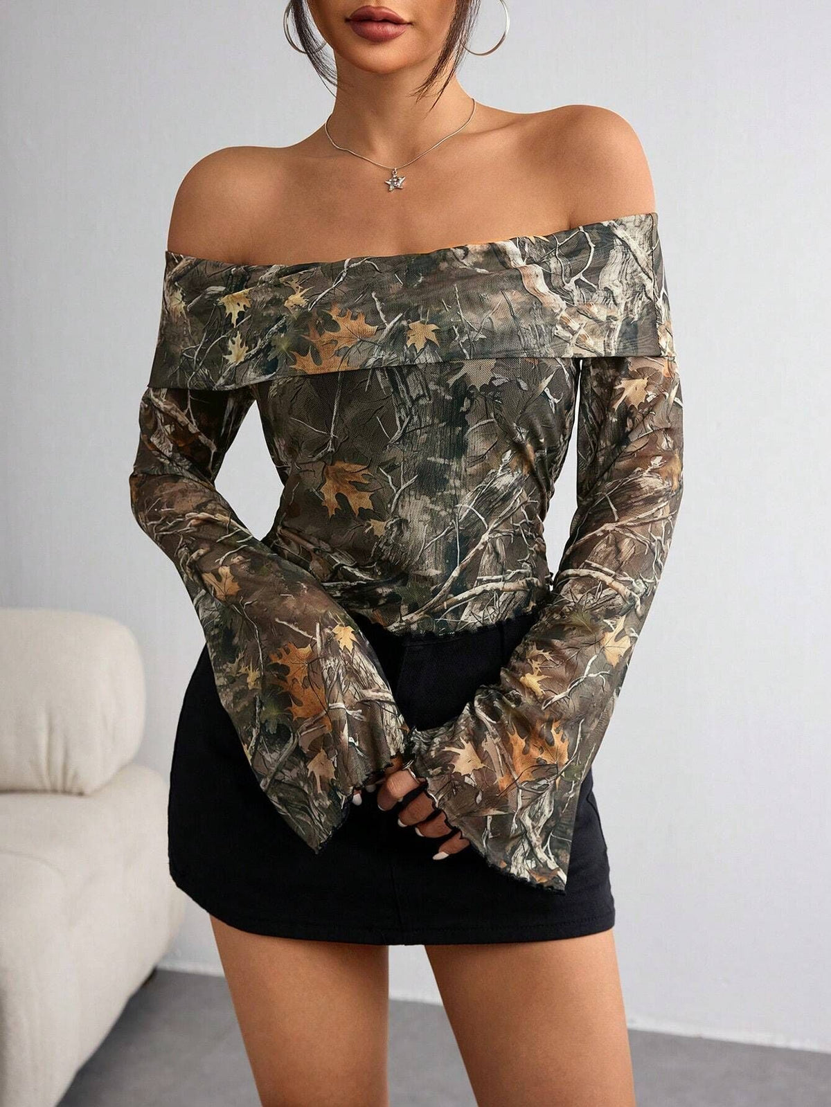 Women's mesh printing one-word collar off-shoulder long-sleeved slim-fitting T-shirt