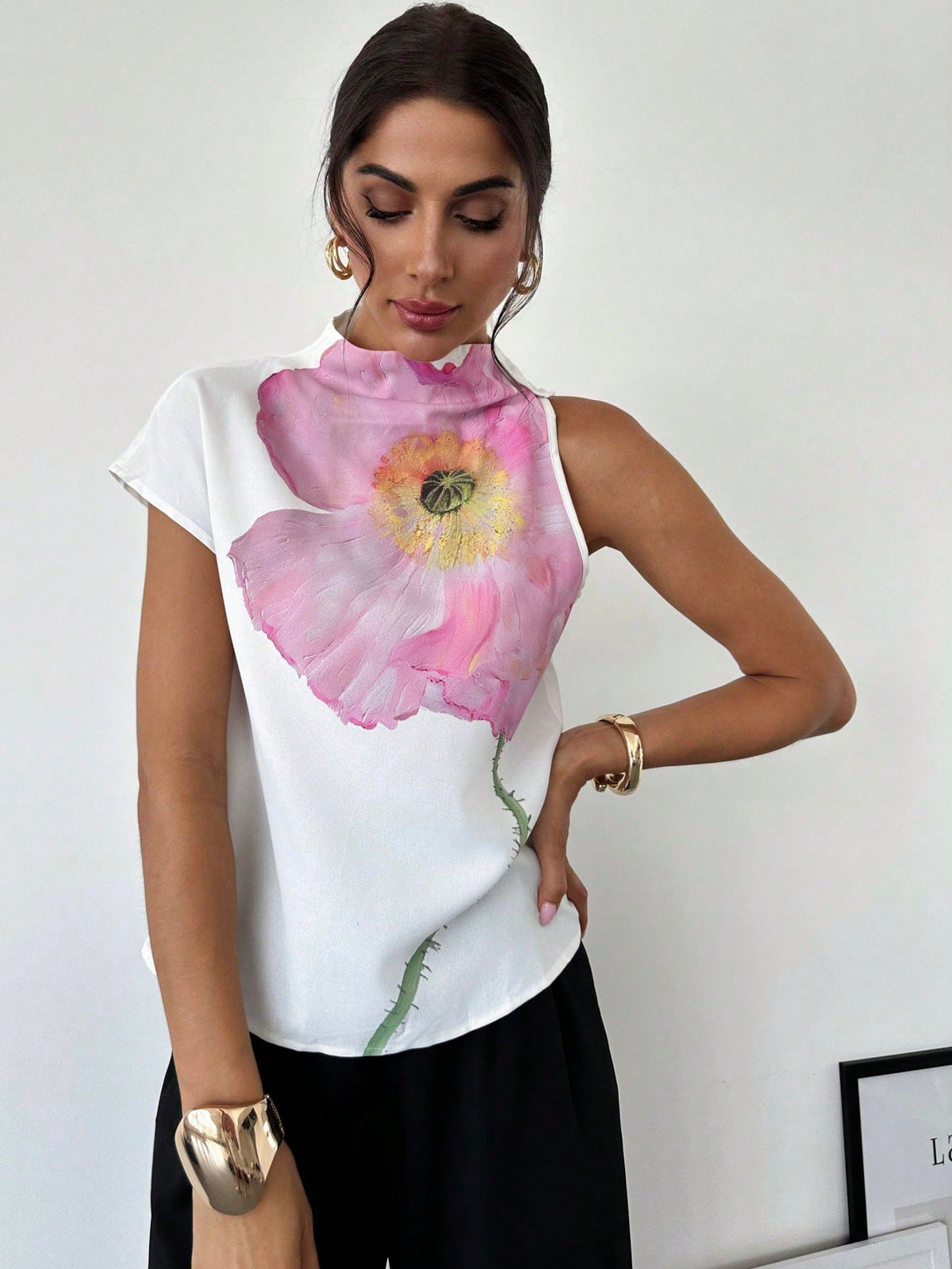 Women's One Shoulder Positioning Print Elegant Resort Shirt,Ladies Elegant Appliques,Button Sleeveless Stand Collar Regular Fit Regular White Batwing Sleeve Top Women Blouses,Spring/Summer,Casual Daily Wear